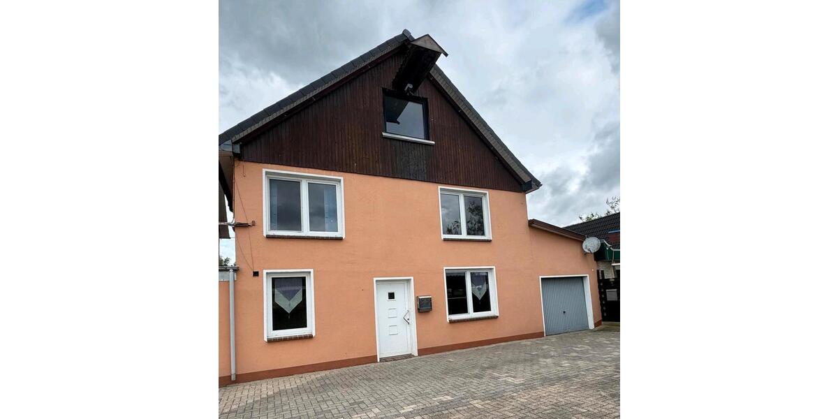 Doppelhaushälfte Elsfleth - 5 Zimmer, 130 m&sup2;, 985&euro; | Angebot:25142026