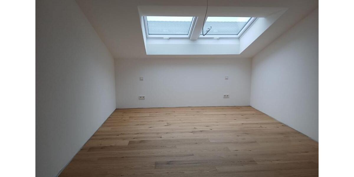 Dachgeschoßwohnung Satteldorf - 4 Zimmer, 120 m&sup2;, 1.800&euro; | Angebot:23809096