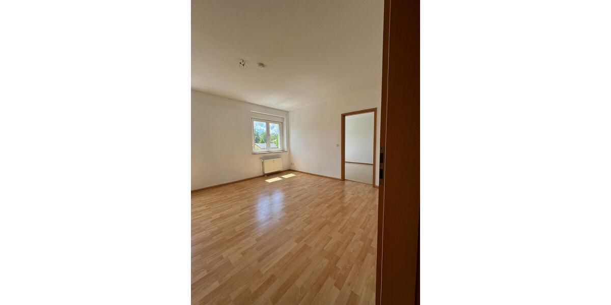 Etagenwohnung Weißwasser (Oberlausitz) - 2 Zimmer, 56 m&sup2;, 330&euro; | Angebot:26380111