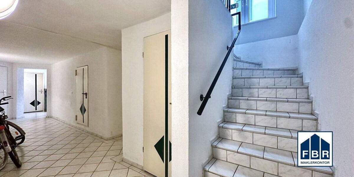 Etagenwohnung Schwerin Paulsstadt - 2 Zimmer, 90 m&sup2;, 630&euro; | Angebot:25780346