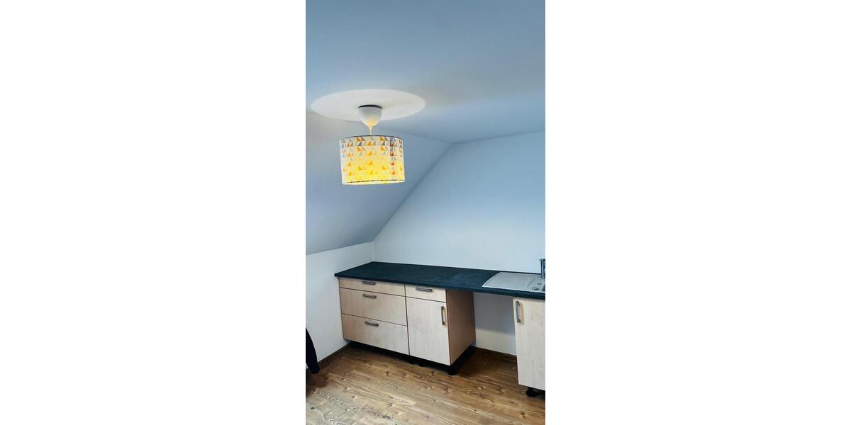 Dachgeschoßwohnung Windsbach - 2 Zimmer, 70 m&sup2;, 800&euro; | Angebot:26042542