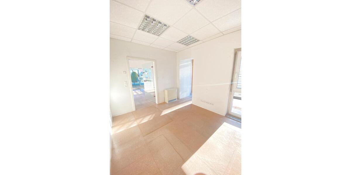 Gewerbeobjekt Hohndorf - 402&euro; | Angebot:23742397