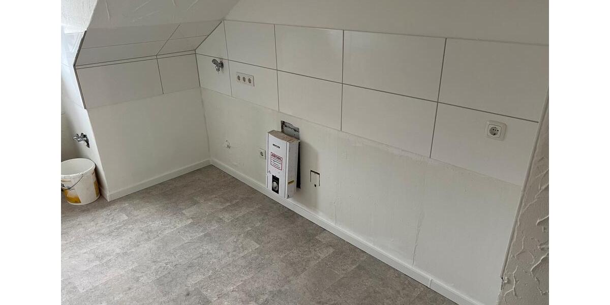 Dachgeschoßwohnung Duisburg - 1 Zimmer, 46 m&sup2;, 580&euro; | Angebot:25904665