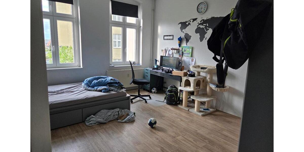 Etagenwohnung Frankfurt (Oder) - 4 Zimmer, 127 m&sup2;, 1.320&euro; | Angebot:26536769