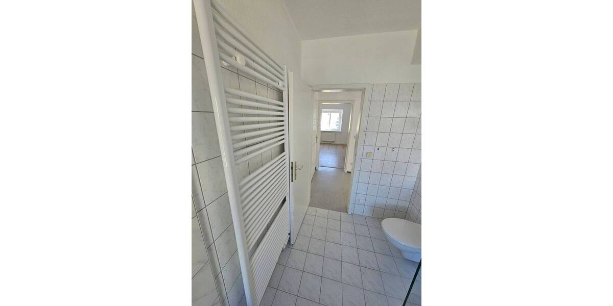 Etagenwohnung Altenburg Drescha - 2 Zimmer, 61 m&sup2;, 370&euro; | Angebot:26402381