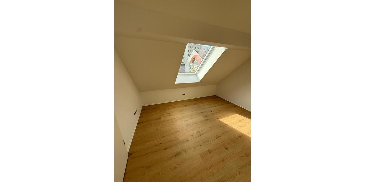 Dachgeschoßwohnung Bingen am Rhein - 2 Zimmer, 70 m&sup2;, 750&euro; | Angebot:26494545