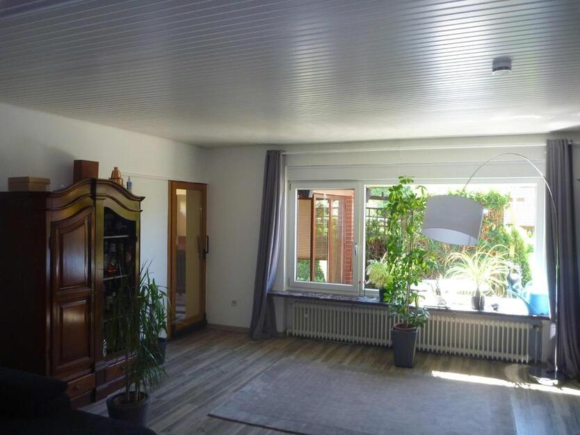Wunderschöne Erdgeschoßwohnung+Garten+Garage+Carport in Bergen