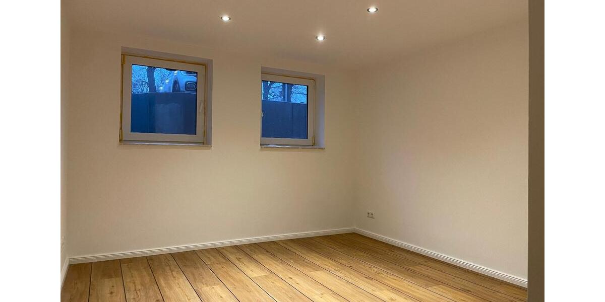 4 Zimmer | Souterrain | Terrasse | Fußbodenheizung | Dusche und Wanne | Stellplatz mgl. 4 zimmer