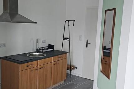 Frischsanierte 1-Zimmerwohnung Bad Kochnische nahe Bremen zimmer