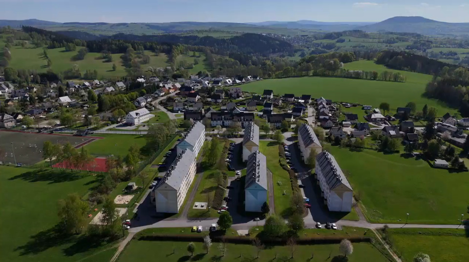 Etagenwohnung Großrückerswalde - 5 Zimmer, 98 m&sup2;, 500&euro; | Angebot:25478307