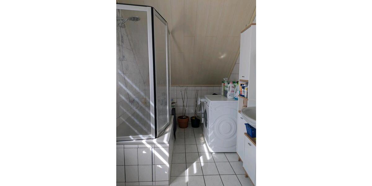 Etagenwohnung Scheuerfeld - 4 Zimmer, 90 m&sup2;, 700&euro; | Angebot:26671001