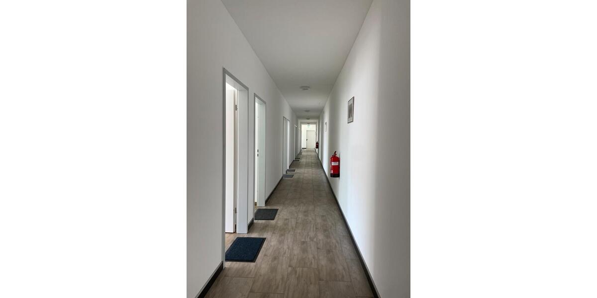 Wohnen auf Zeit Köln - 6 Zimmer, 19 m&sup2;, 18&euro; | Angebot:19929266