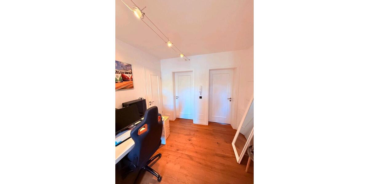 Dachgeschoßwohnung Furth - 2 Zimmer, 66 m&sup2;, 900&euro; | Angebot:26485684