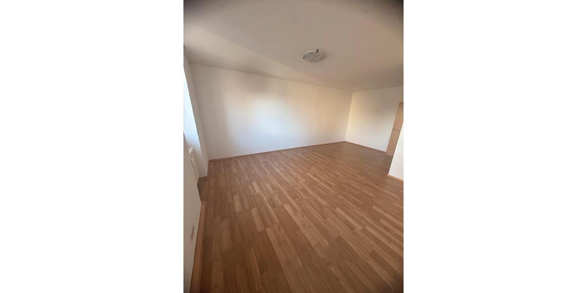 Helle 2-Zimmer-Wohnung mit Terrasse 2 zimmer