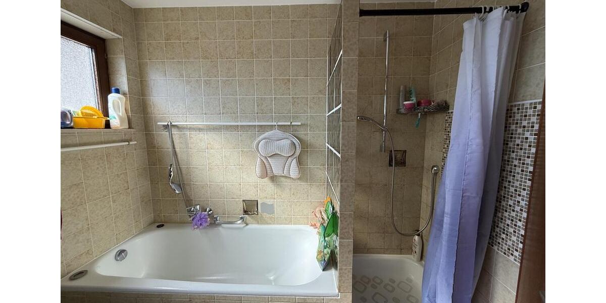 Reihenhaus Schwäbisch Hall - 6.5 Zimmer, 140 m&sup2;, 1.200&euro; | Angebot:26451380