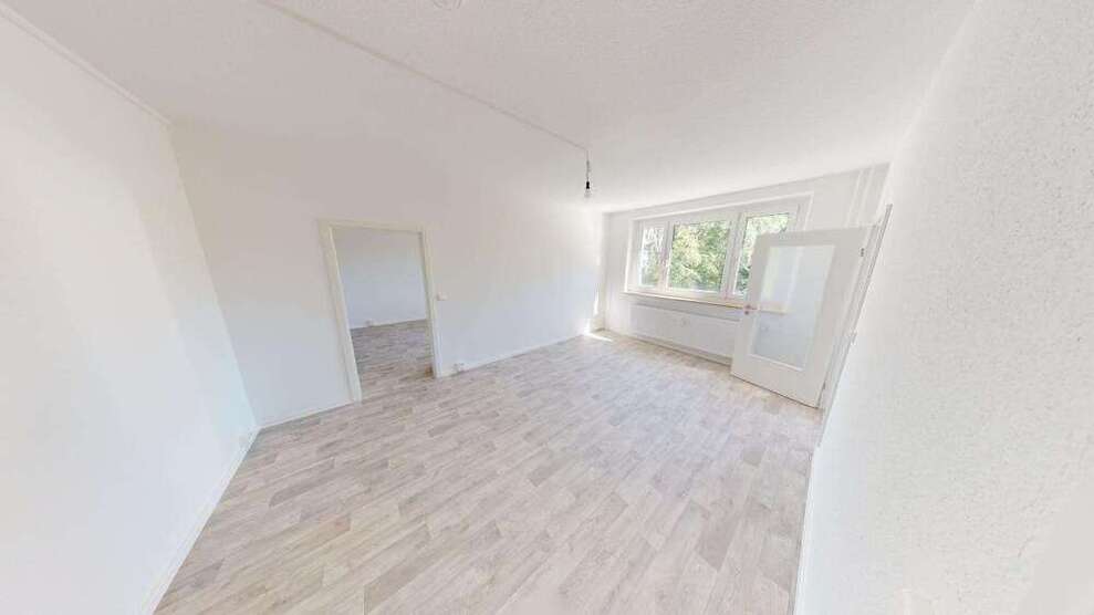 Wohnung zum Mieten in Chemnitz 275 € 45.78 m²