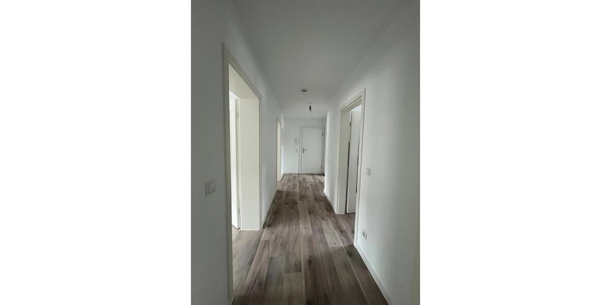 Dachgeschoßwohnung Ötzingen - 3 Zimmer, 72 m&sup2;, 990&euro; | Angebot:26464093