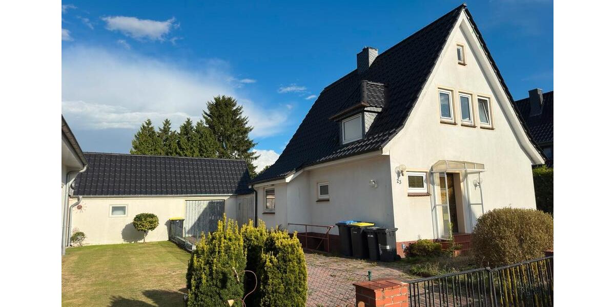 Einfamilienhaus Bremervörde - 5 Zimmer, 1 m&sup2;, 1.050&euro; | Angebot:25255599