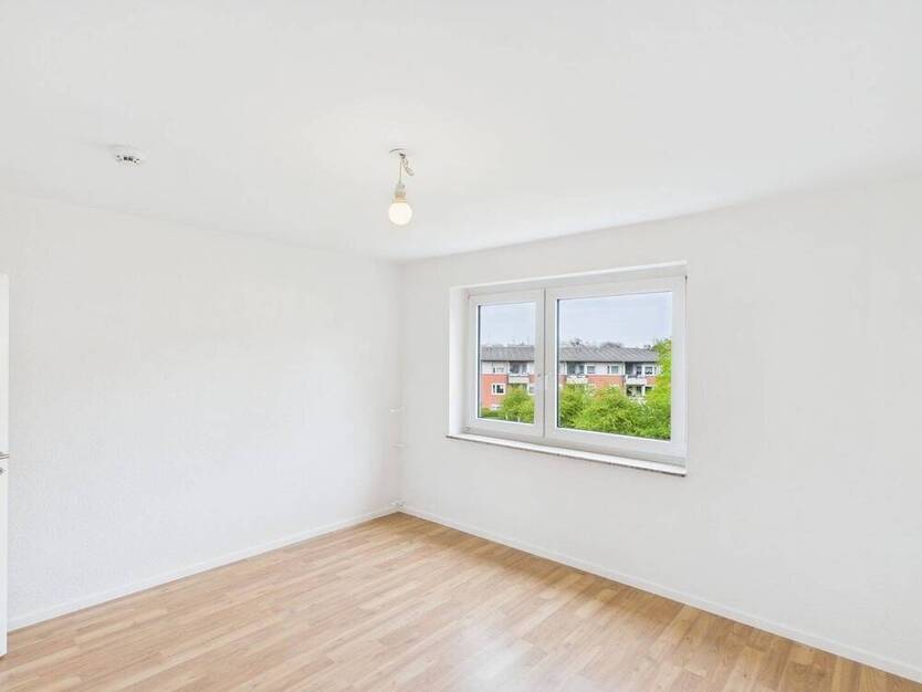 Erstbezug nach Sanierung: Helle + moderne 3-Zimmer Erdgeschoßwohnung in Dormagen-Horrem