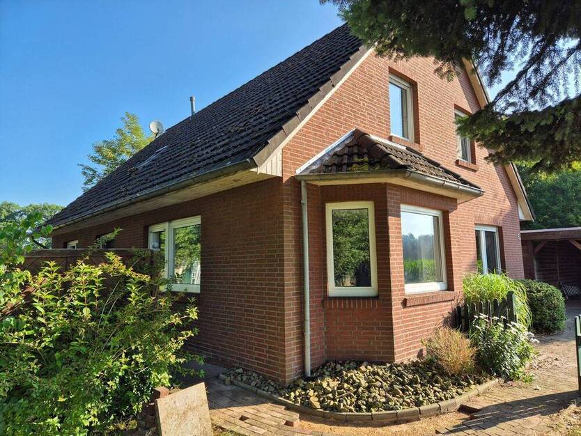 Attraktives Einfamilienhaus in ruhiger Lage mit großem Garten