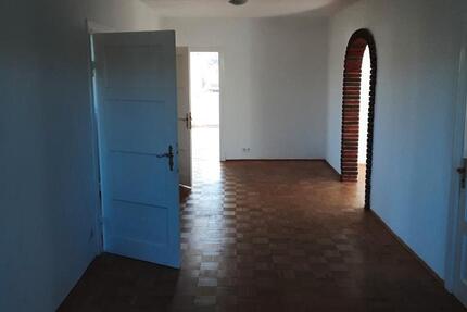 Wohnung Schwarzenbek - 5.5 Zimmer, 160 m&sup2;, 1.400&euro; | Angebot:26237319