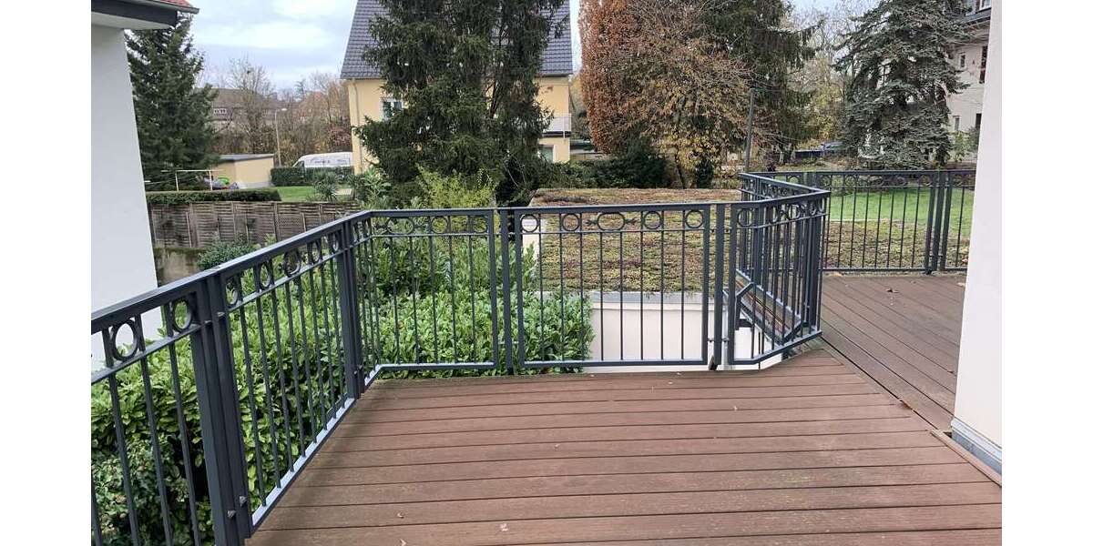 Etagenwohnung Wiesbaden Biebrich - 4 Zimmer, 150 m&sup2;, 2.650&euro; | Angebot:27229210