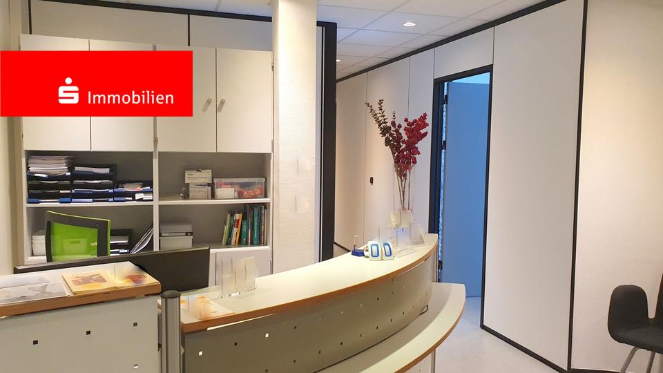 Büro- oder Praxisräume ! Zentral, lichtverwöhnt und mit Erweiterungspotential ! zimmer