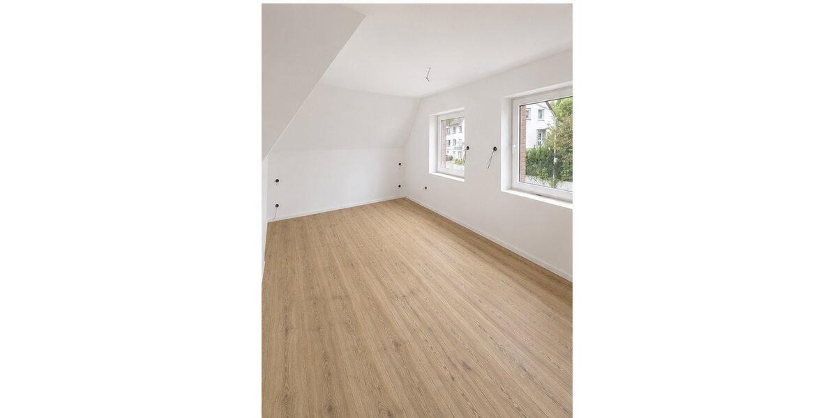Dachgeschoßwohnung Sundern (Sauerland) - 3 Zimmer, 89 m&sup2;, 750&euro; | Angebot:26662278