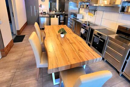 Wohnen auf Zeit Bedburg - 5 Zimmer, 380 m&sup2;, 20&euro; | Angebot:24749155