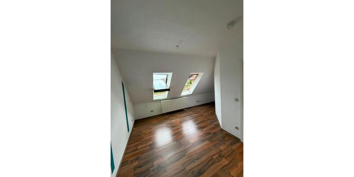 Dachgeschoßwohnung Suhl - 3 Zimmer, 74 m&sup2;, 592&euro; | Angebot:26432697