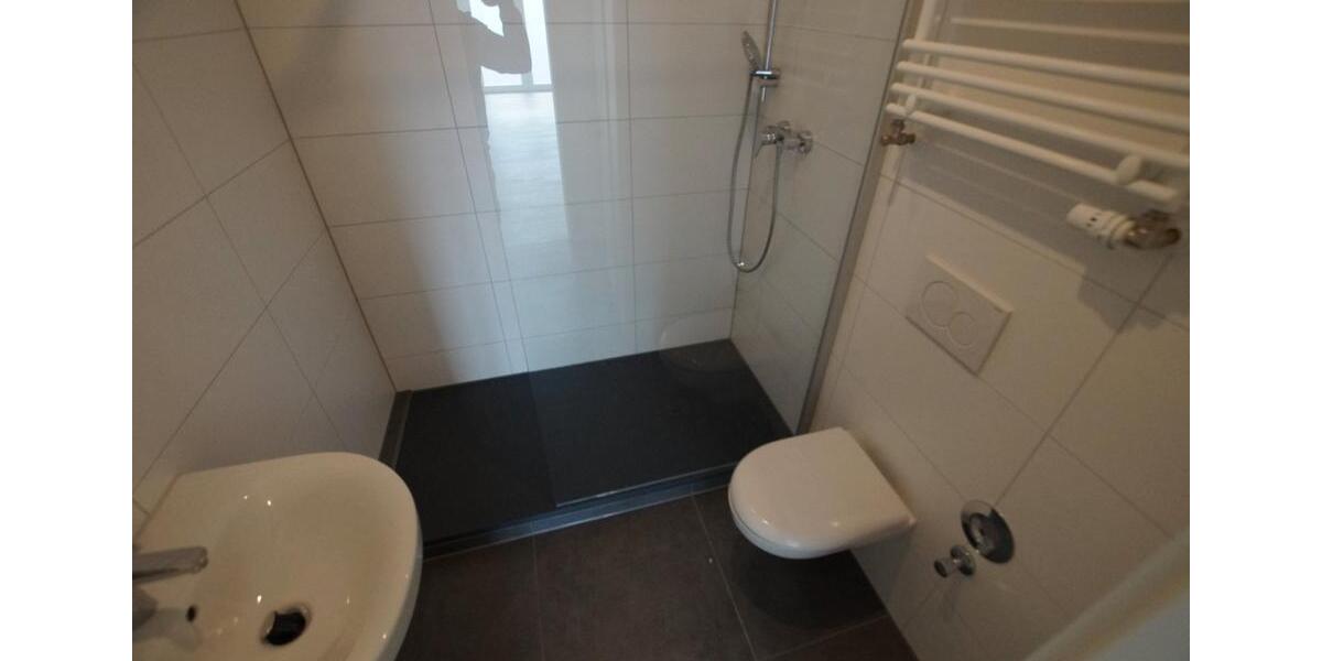 Etagenwohnung Braunschweig - 2 Zimmer, 67 m&sup2;, 670&euro; | Angebot:26233641