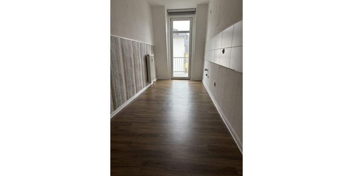 Helle 4-Raum-Wohnung in der Nähe des Steigers 4 zimmer