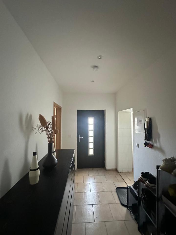 ruhige 2-Raum Wohnung in Bahnhofsnähe in Bitterfeld ab 1. Januar zimmer