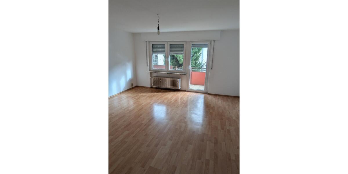 3 Zimmer Whg. für 1-2 Personen geeignet- 1100€ warm inkl Haus NK 3 zimmer
