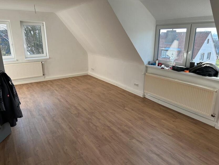 Ruhige 4,5 Zimmer Wohnung in N-H ab November zu vermieten zimmer
