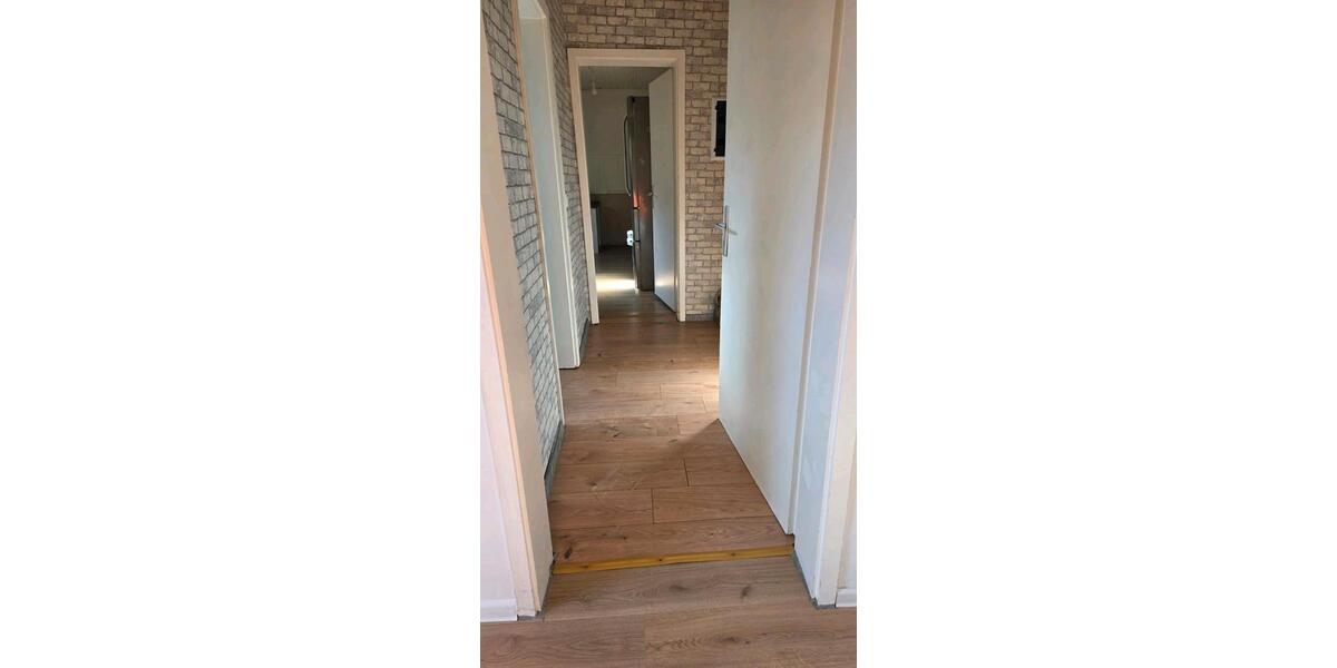 Dachgeschoßwohnung Lüdenscheid - 4 Zimmer, 85 m&sup2;, 795&euro; | Angebot:26449067