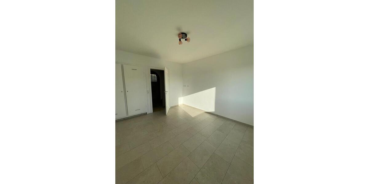 Etagenwohnung Münsingen - 3 Zimmer, 95 m&sup2;, 1.200&euro; | Angebot:26025537