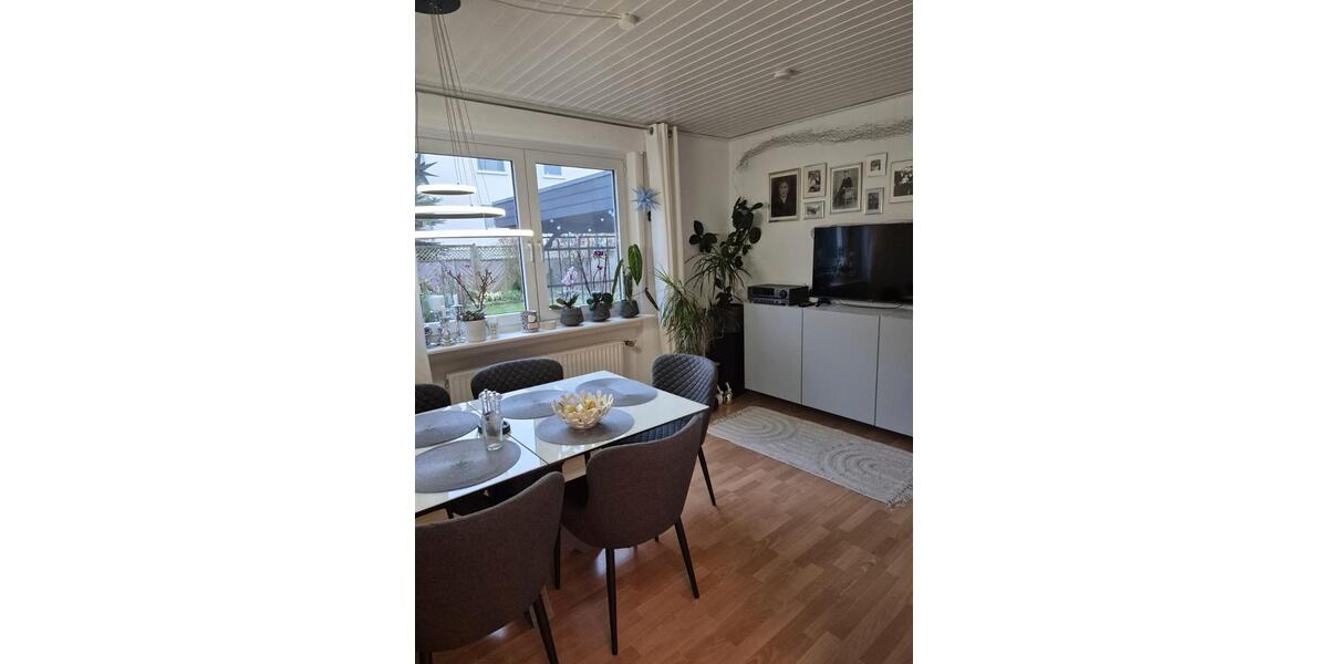 Erdgeschoßwohnung Ingelheim am Rhein - 4 Zimmer, 100 m&sup2;, 1.200&euro; | Angebot:26038590