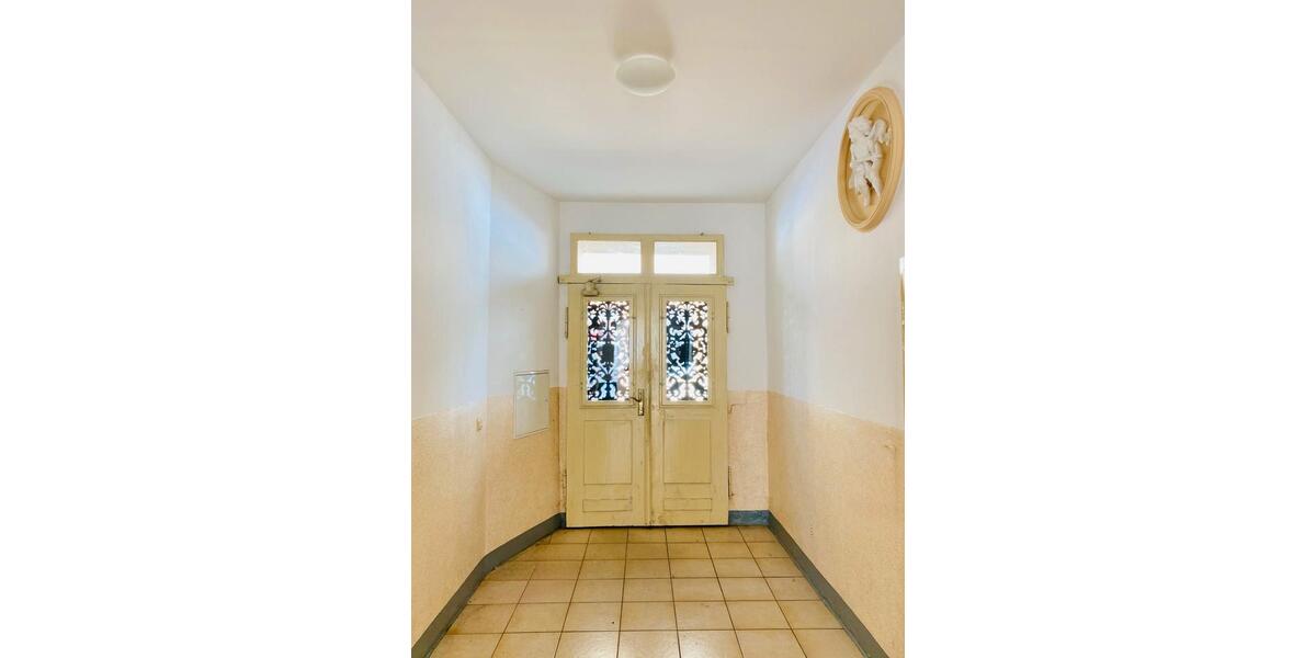 Dachgeschoßwohnung Freiberg - 2.5 Zimmer, 48 m&sup2;, 380&euro; | Angebot:26312733