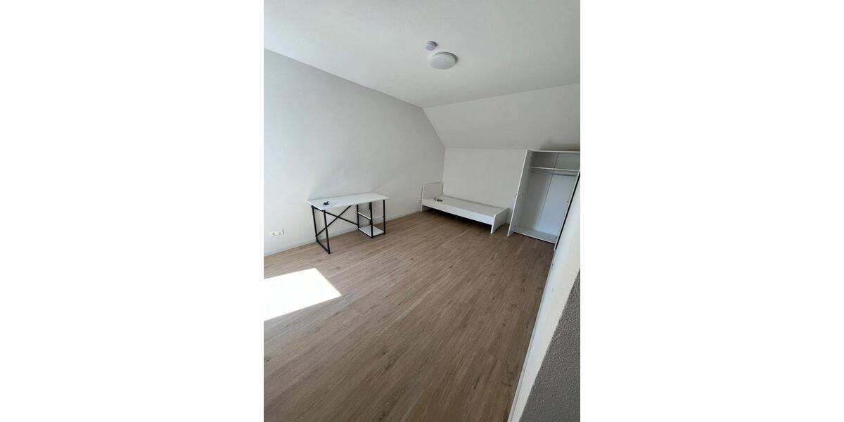 Wohnen auf Zeit Offenburg Elgersweier - 4 Zimmer, 20 m&sup2;, 500&euro; | Angebot:24617546