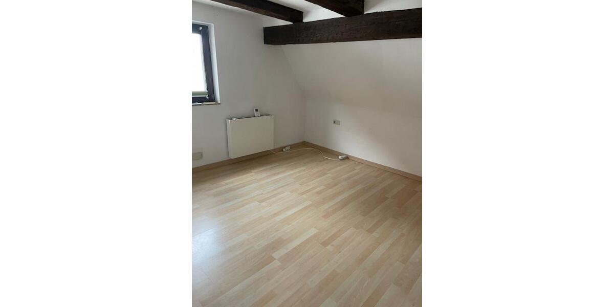 Dachgeschoßwohnung Rottenburg am Neckar - 3 Zimmer, 69 m&sup2;, 690&euro; | Angebot:26580014