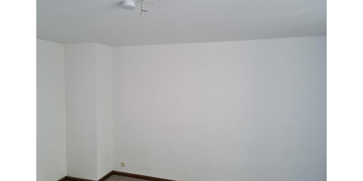 Erdgeschoßwohnung Güstrow - 3 Zimmer, 79 m&sup2;, 550&euro; | Angebot:26578840