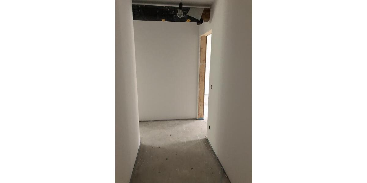 Etagenwohnung Hainichen - 2 Zimmer, 48 m&sup2;, 243&euro; | Angebot:25582024