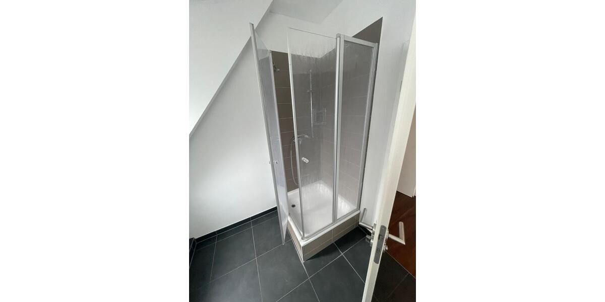 Etagenwohnung Bielefeld Schildesche - 1 Zimmer, 17 m&sup2;, 250&euro; | Angebot:26351222
