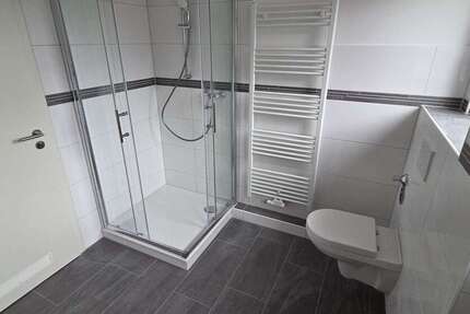 Wohnung Krefeld Krefeld-Mitte - 3 Zimmer, 77 m&sup2;, 660&euro; | Angebot:25125814