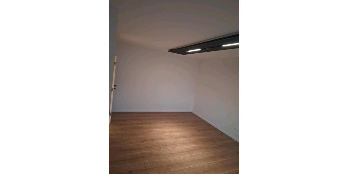 Etagenwohnung Regensburg Brandlberg - 3 Zimmer, 80 m&sup2;, 1.250&euro; | Angebot:25905428