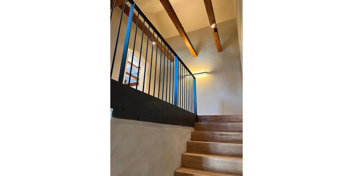 Dachgeschoßwohnung Hohenberg an der Eger - 2 Zimmer, 79 m&sup2;, 895&euro; | Angebot:26060920