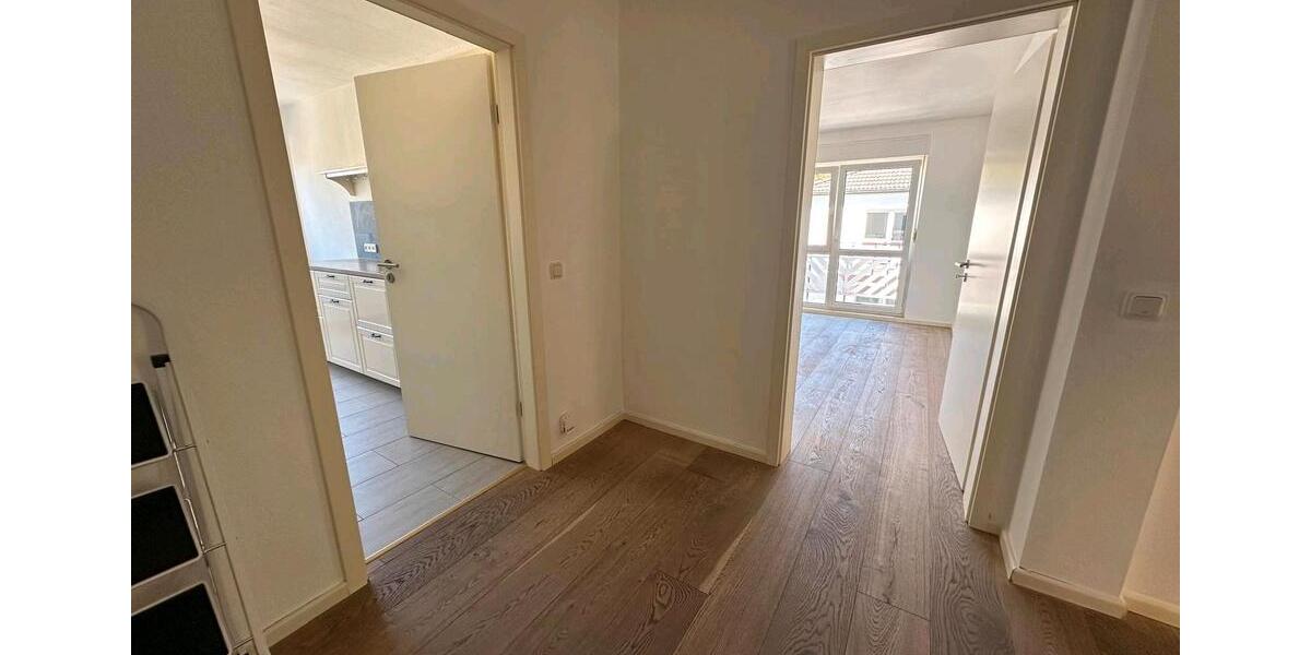 Dachgeschoßwohnung Velten - 3 Zimmer, 77 m&sup2;, 1.500&euro; | Angebot:26403569