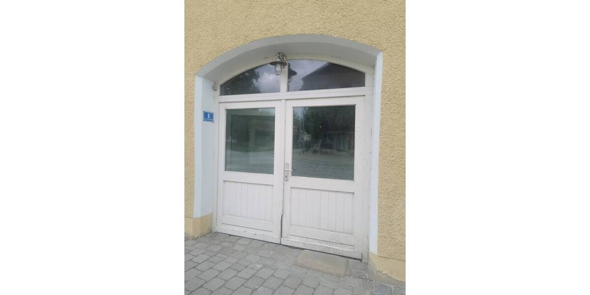 Gewerbeobjekt Pfarrkirchen - 3 Zimmer, 110 m&sup2;, 1.100&euro; | Angebot:24111928