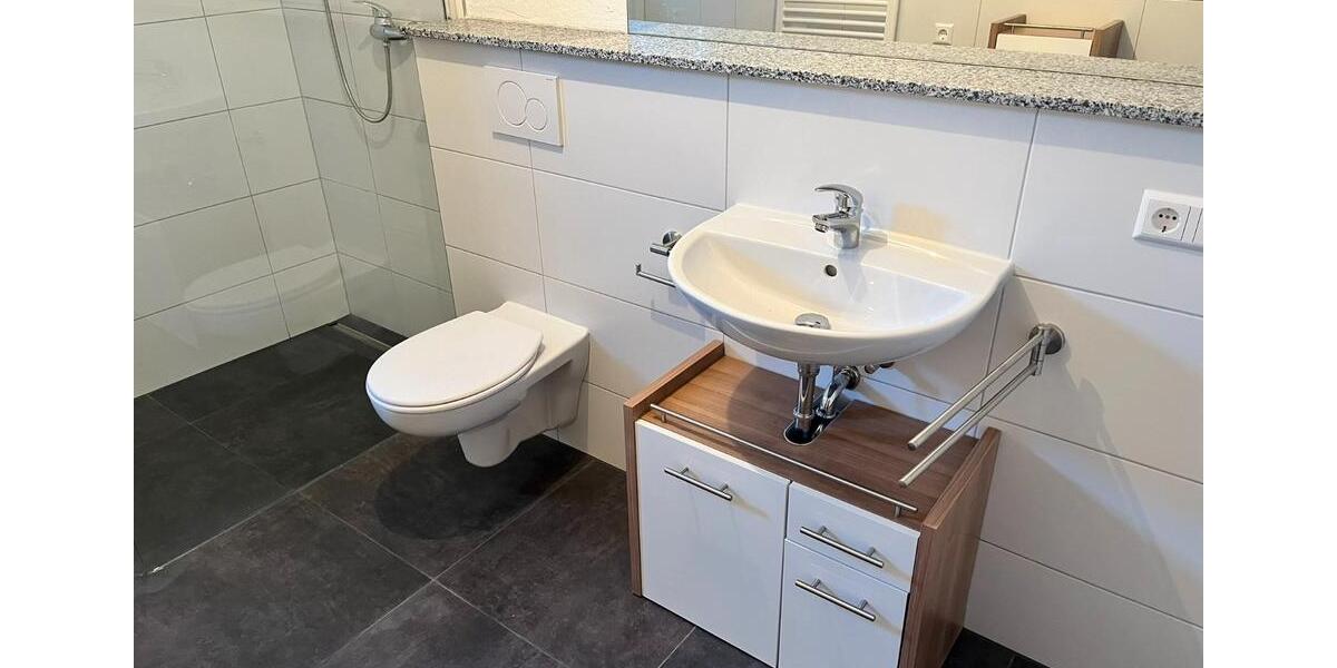 Etagenwohnung Laupheim - 3 Zimmer, 101 m&sup2;, 850&euro; | Angebot:26613967